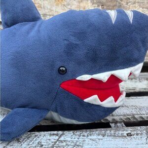 Maxwell the shark by Gund